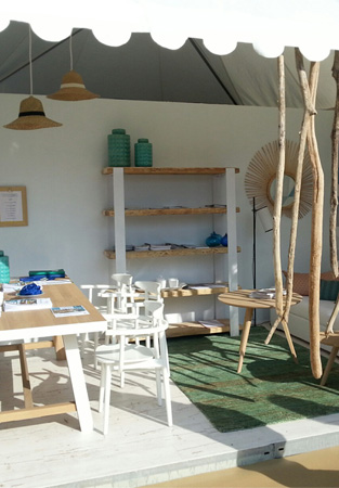 SALON COTE SUD SAINT TROPEZ