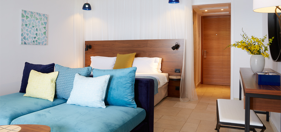 junior-suite-sea-front-(1)