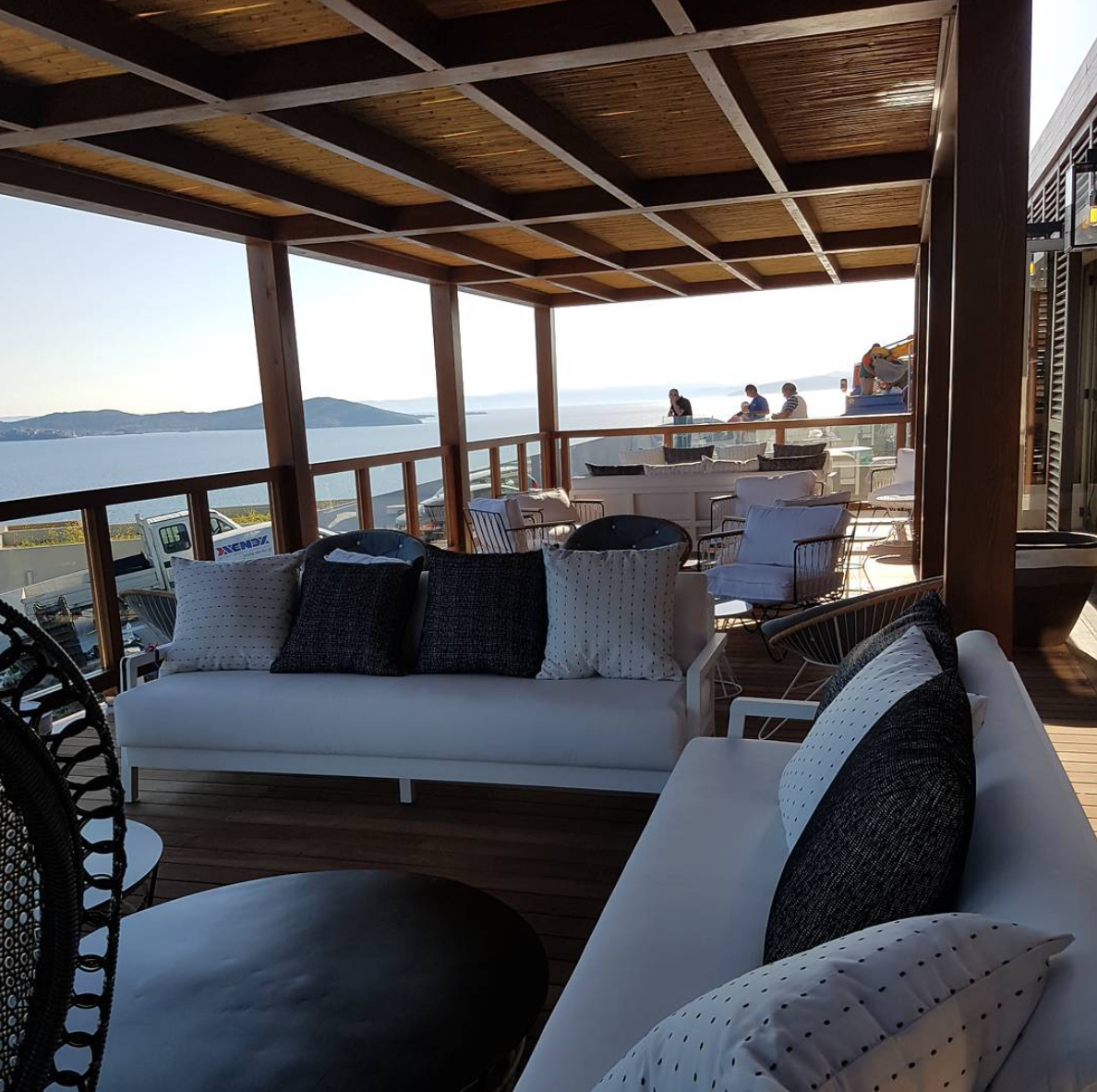 fs eagles villa cafe terrace
