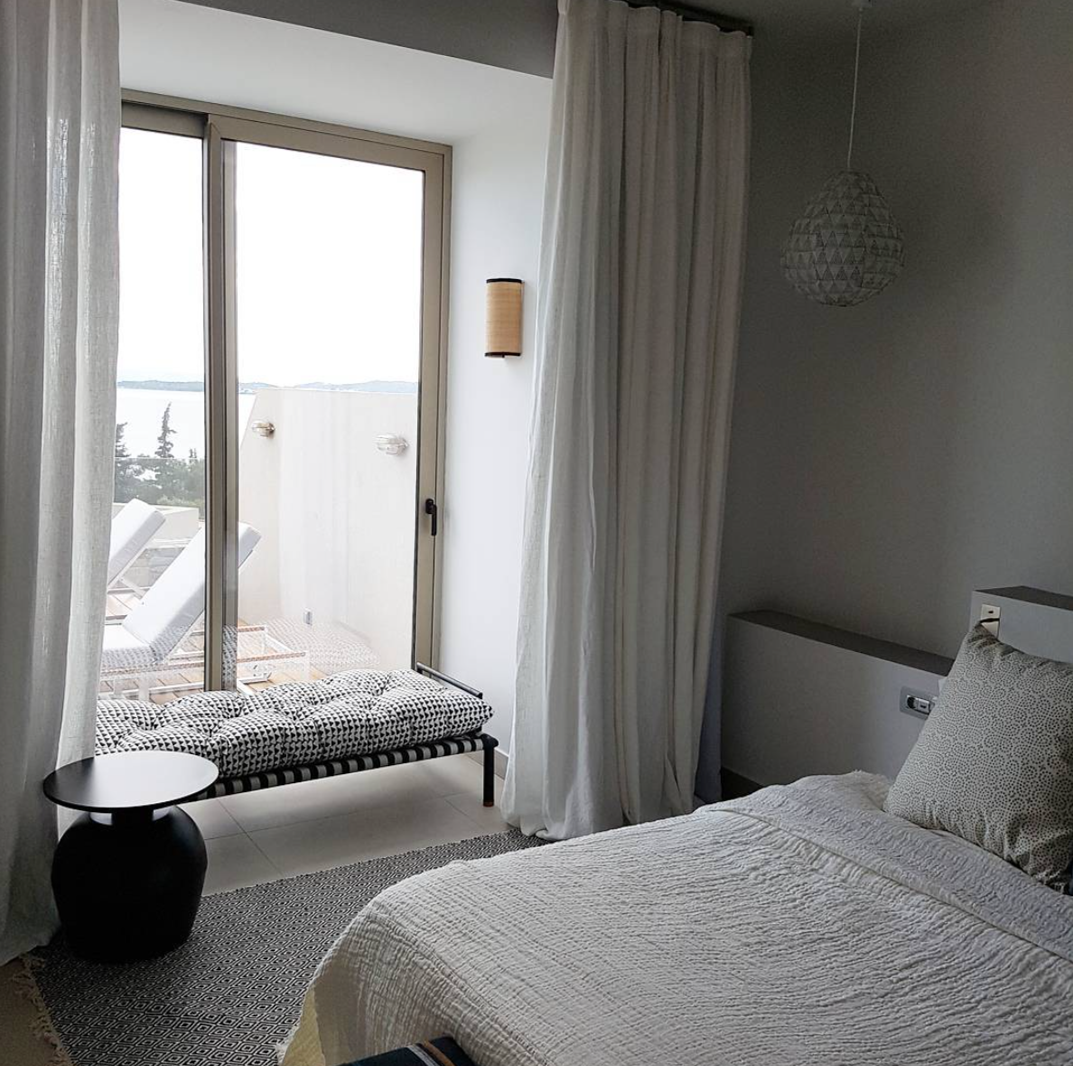 fs eagles villas room 3